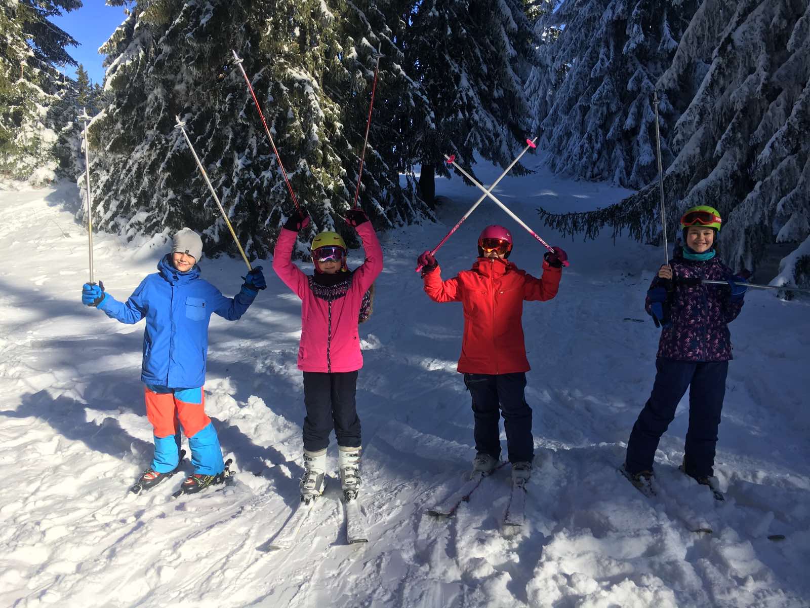 IMG-ffc3e15a56e06812b25ae6f0778ac988-V